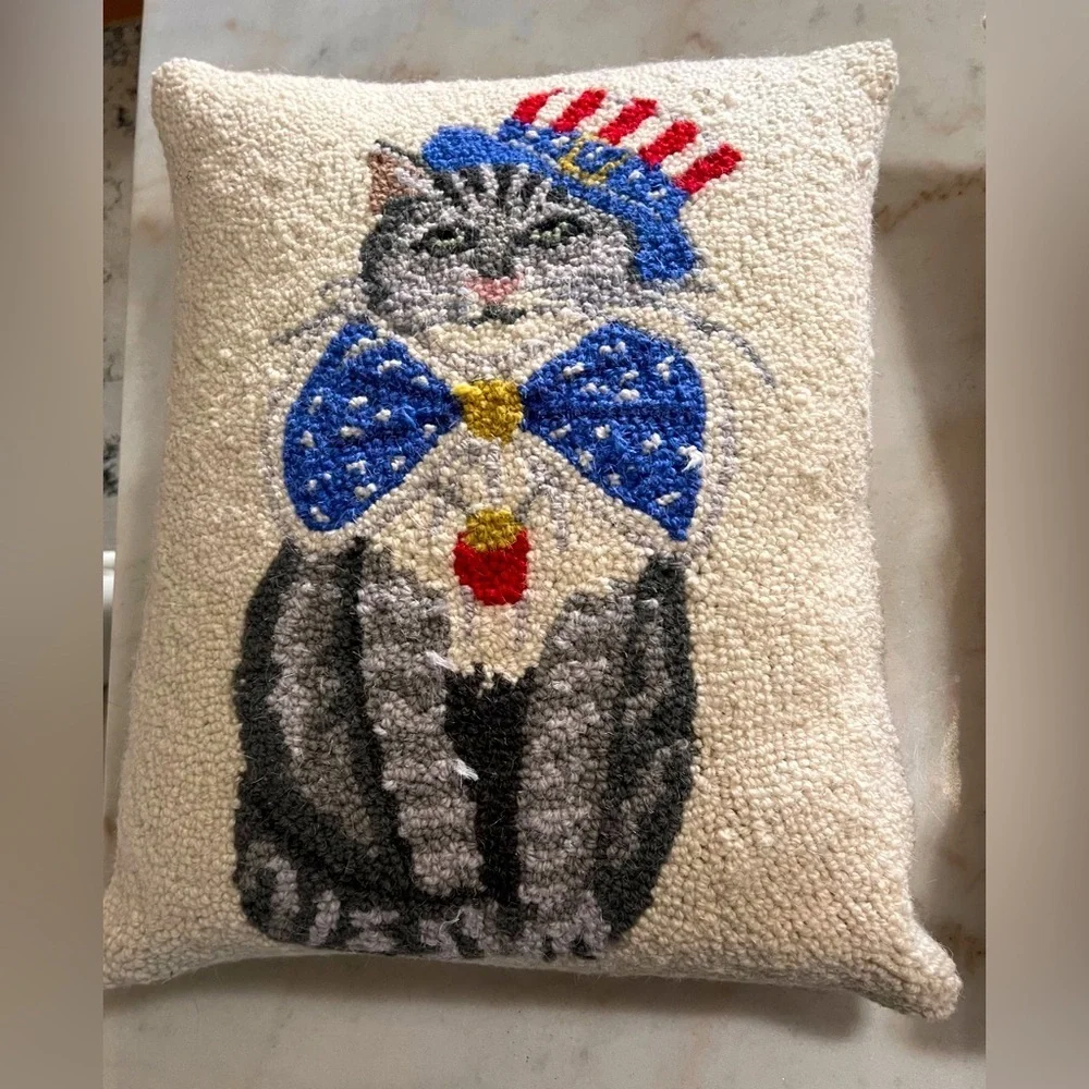 Pillow Needlework Cat Patriotic 14 x18 Mary Lake Thompson Peking Wool Set Of 2